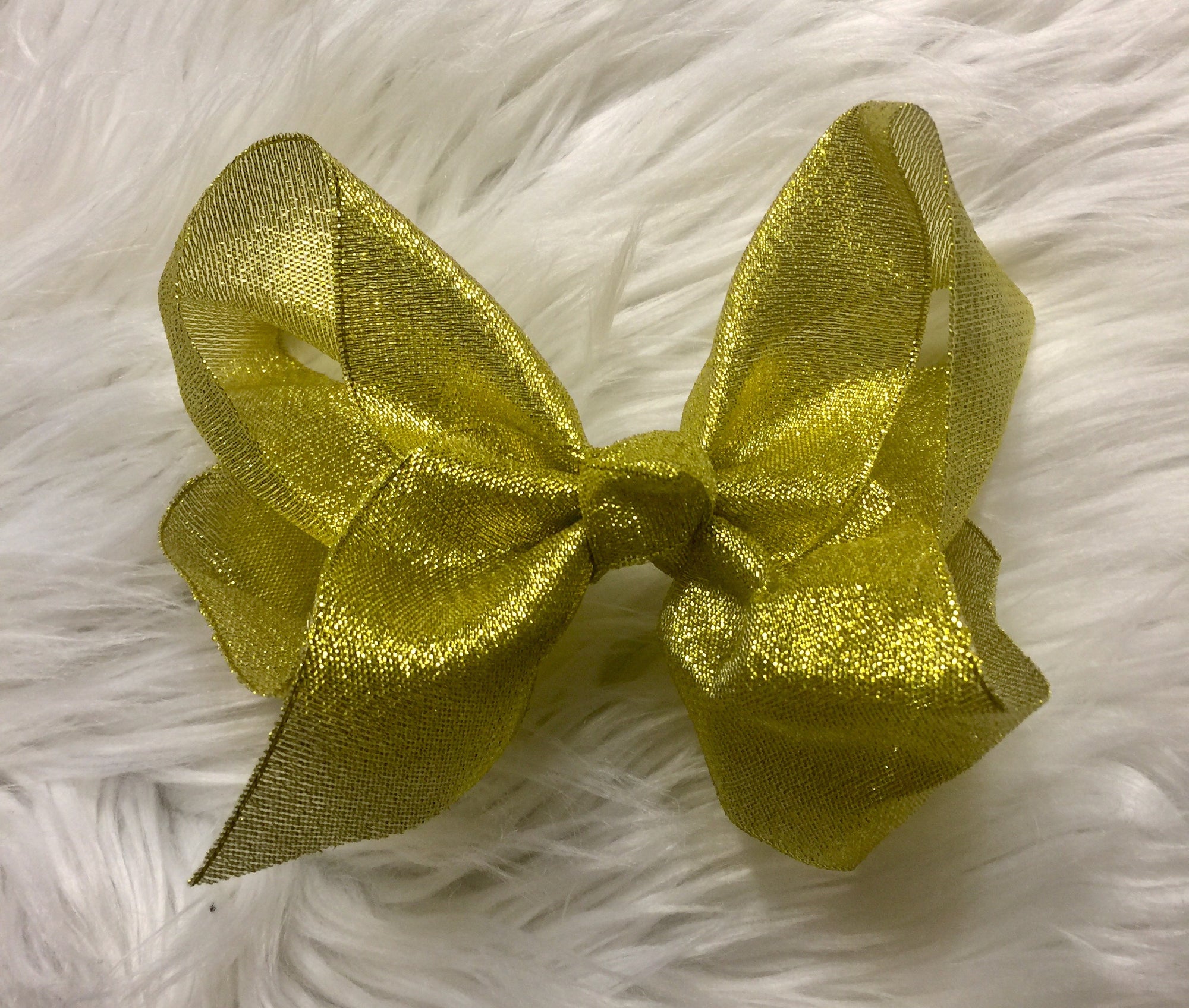 Shimmering Gold 5.5” Bow